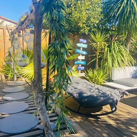 Evasion Tropicale - D'artiste Avec Jacuzzi Prive Dans Un Jardin Exotique Quarto em Acomodações Particulares Mérignac