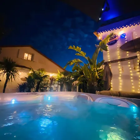 منزل للإقامة Evasion Tropicale - Artiste Bali & Jacuzzi 