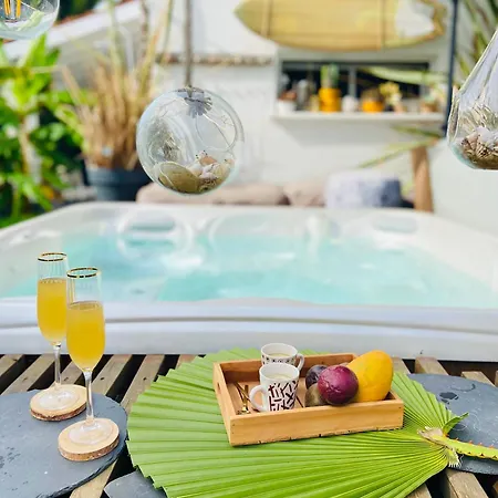 Evasion Tropicale - Artiste Bali & Jacuzzi 