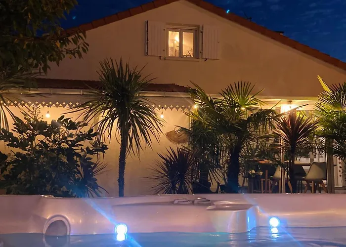 Evasion Tropicale - Artiste Bali & Jacuzzi 