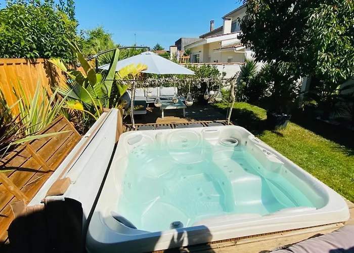 Evasion Tropicale - Artiste Bali & Jacuzzi 