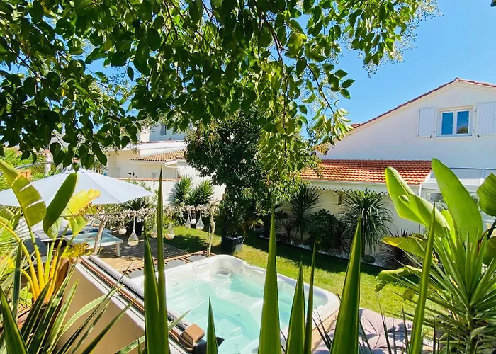 évasion Tropicale - Artiste Bali&jacuzzi Pour Le Avec Baignoire Séjour chez l'habitant