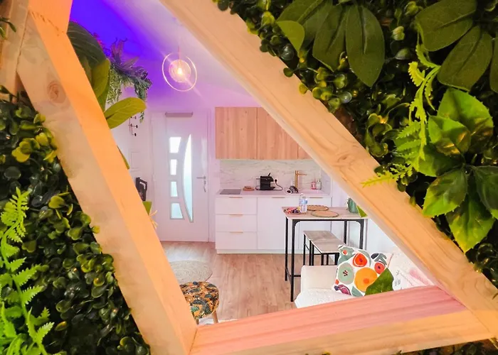 Evasion Tropicale - Artiste Bali & Jacuzzi 